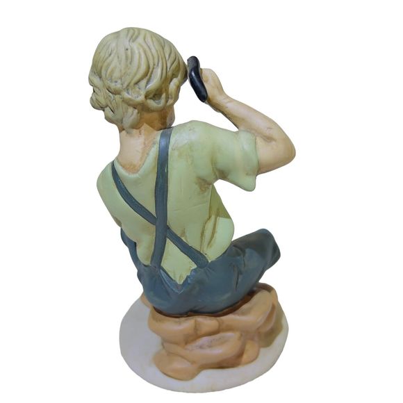 Bisque Ceramic Vintage 7” Older Man Cobbler Working Boot Shoe Figurine Hammer - Picture 3 of 6